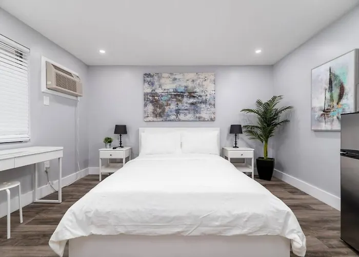 Shell On The Beach 105 - Renovated
